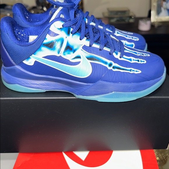 Kobe V 6 Rings - Picture 4 of 4